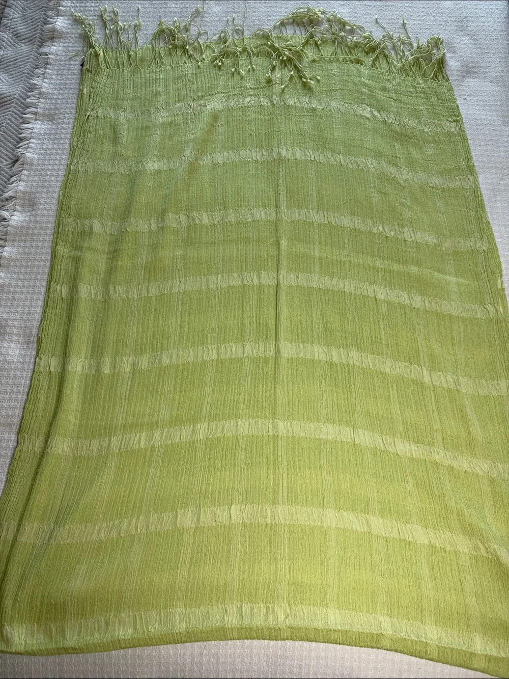 Saks 5th Avenue lime green textured scarf shawl cashmere and silk